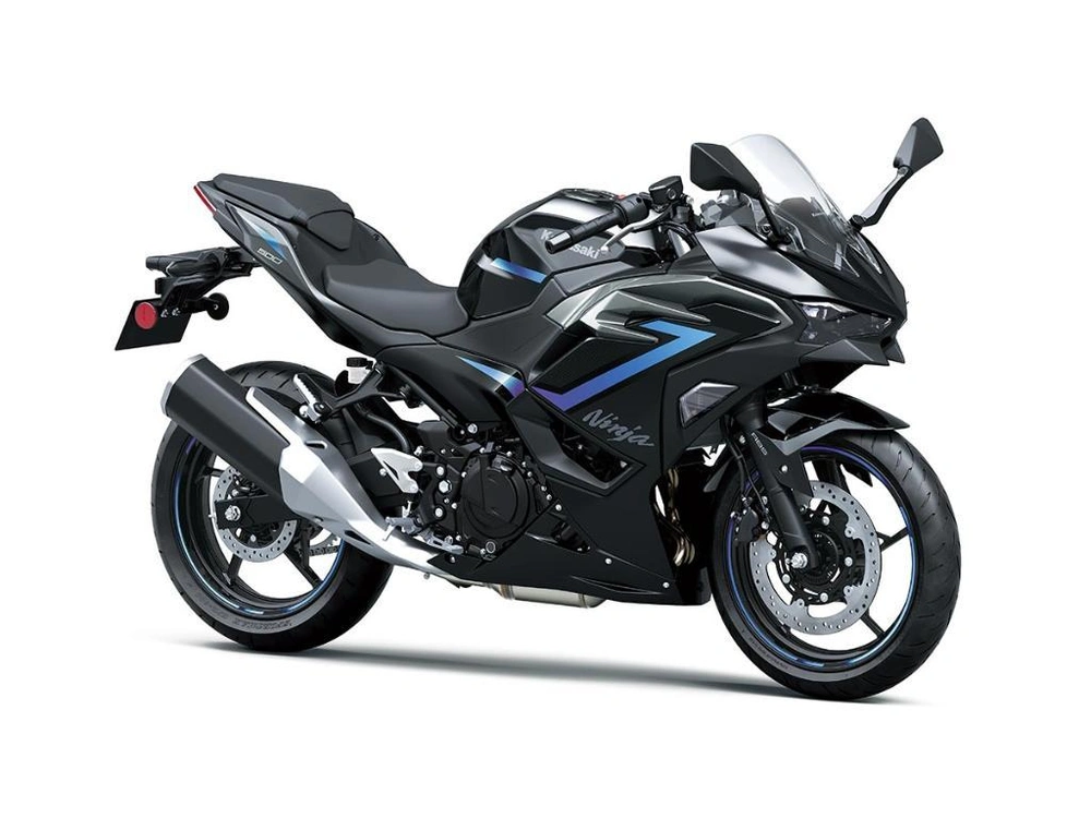 2025 Kawasaki Ninja 500 Se alt