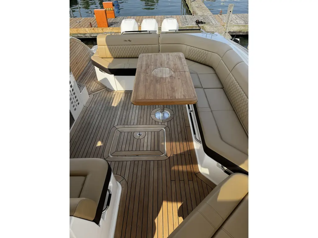 2022 Sea Ray SLX 400