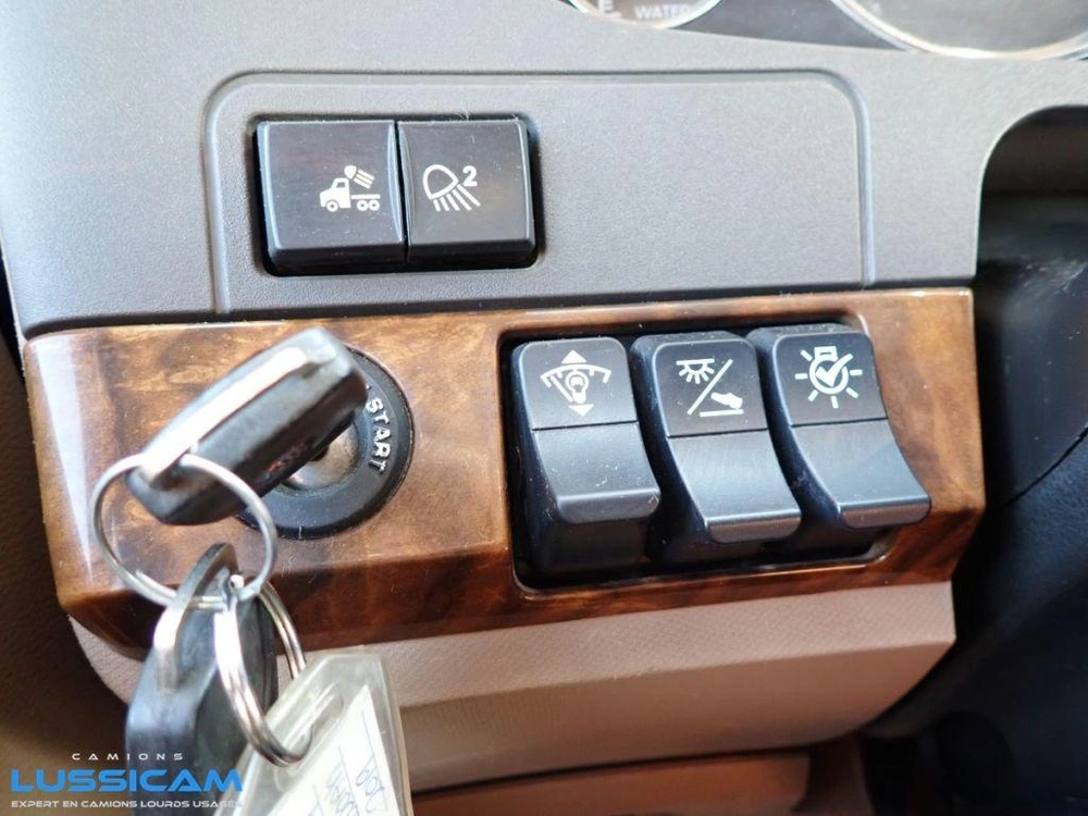 Kenworth T680 2019