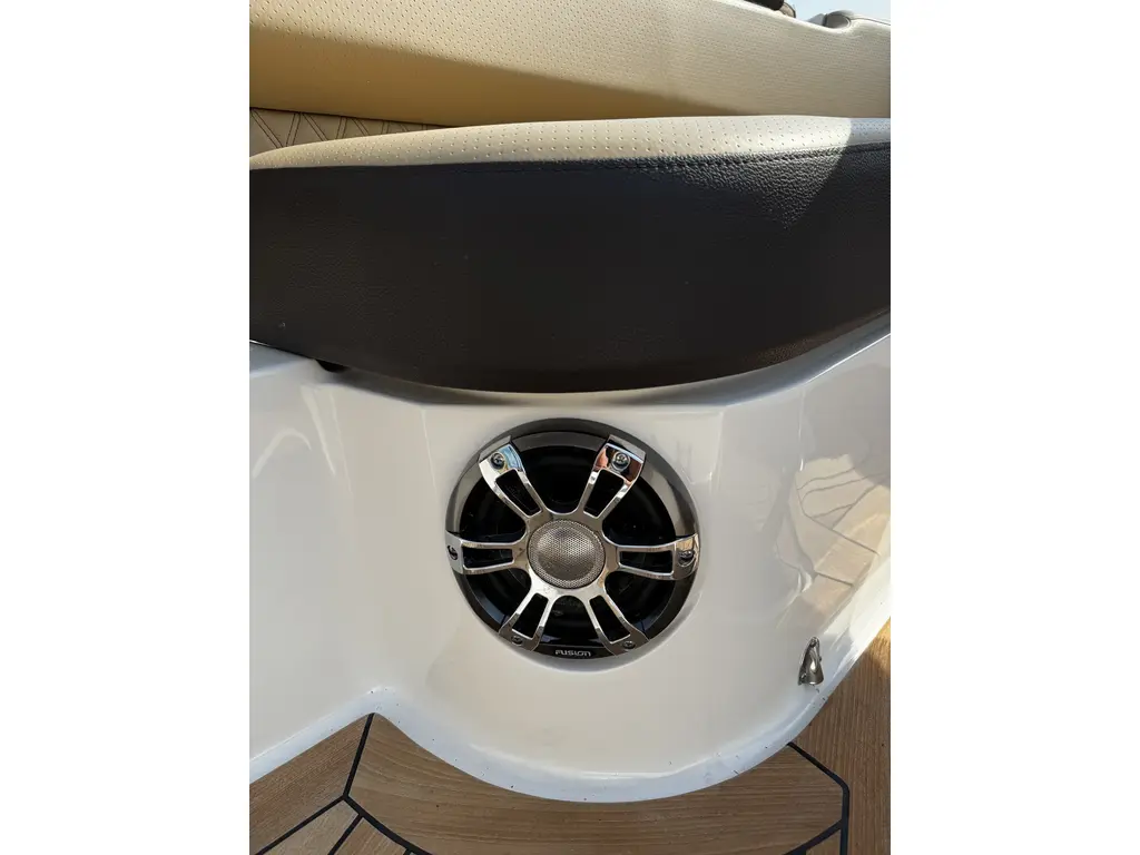 2022 Sea Ray SLX 400