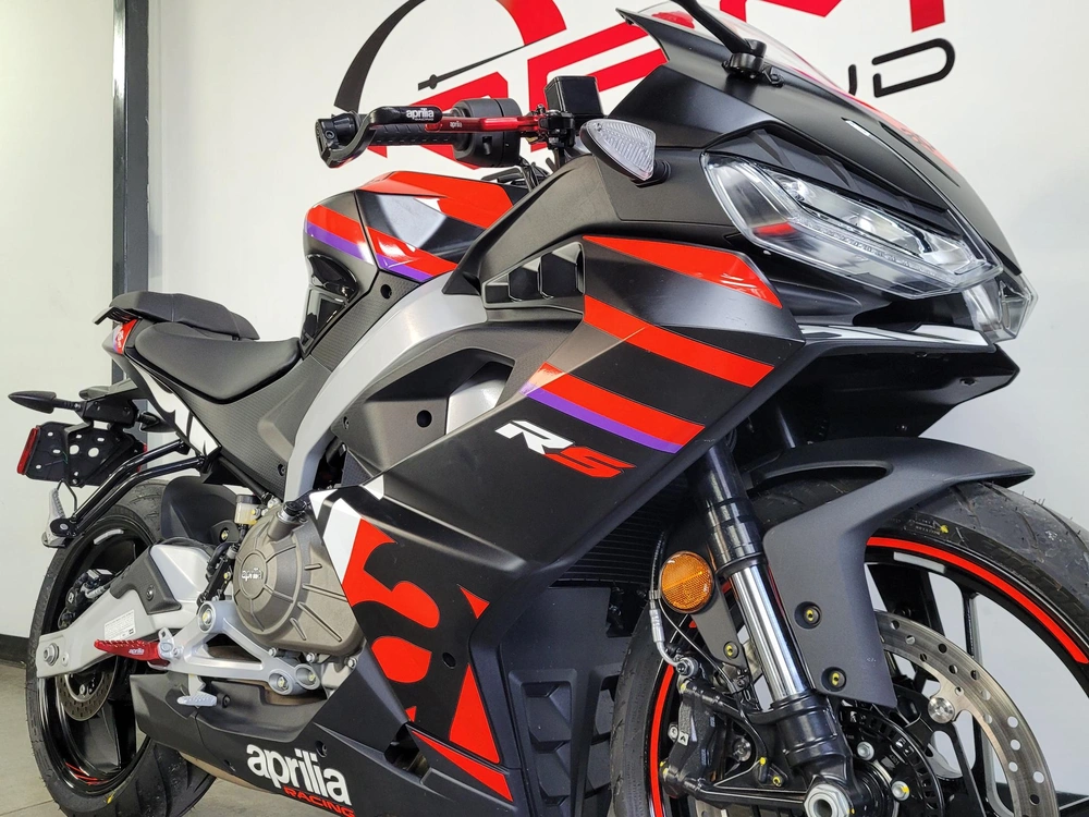 2025 Aprilia Rs 457 Racing Stripes Démo alt