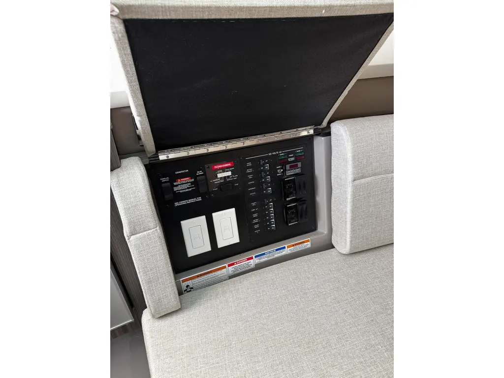 2022 Sea Ray SLX 400