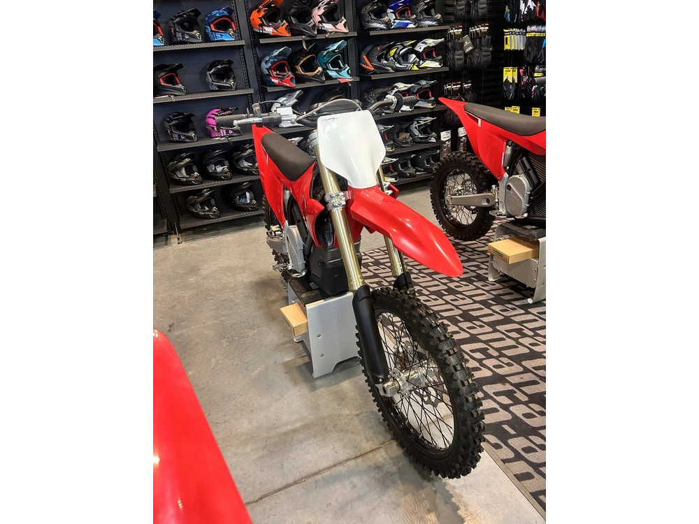 2024 Stark Future Stark Varg 80hp Foot Brake alt