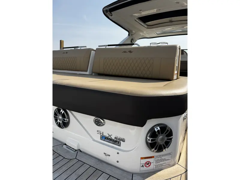Sea Ray SLX 400 2022