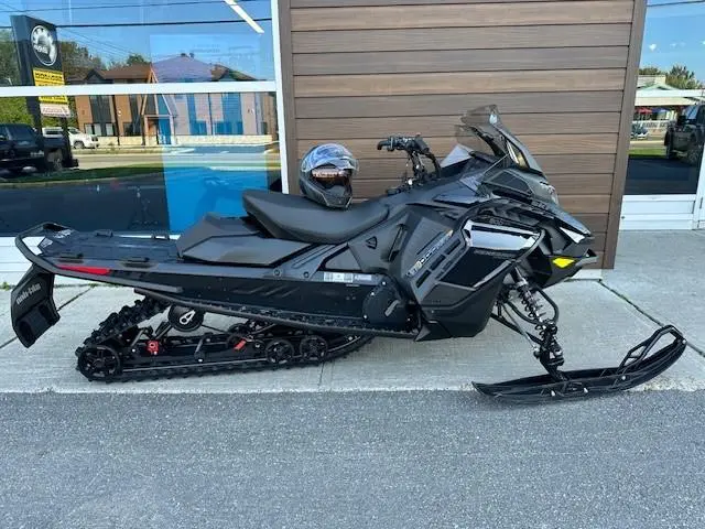 2024 Ski-Doo RENEGADE ADRENALINE 900 ACE