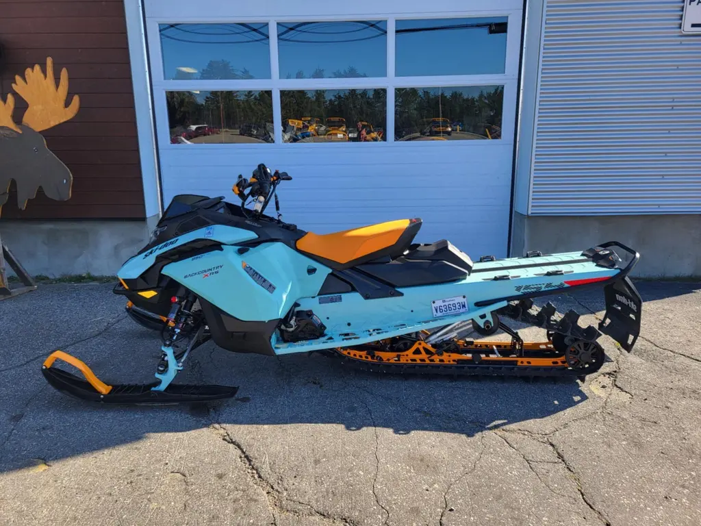 Ski-Doo Backcountry X-RS 2024 - UZRD