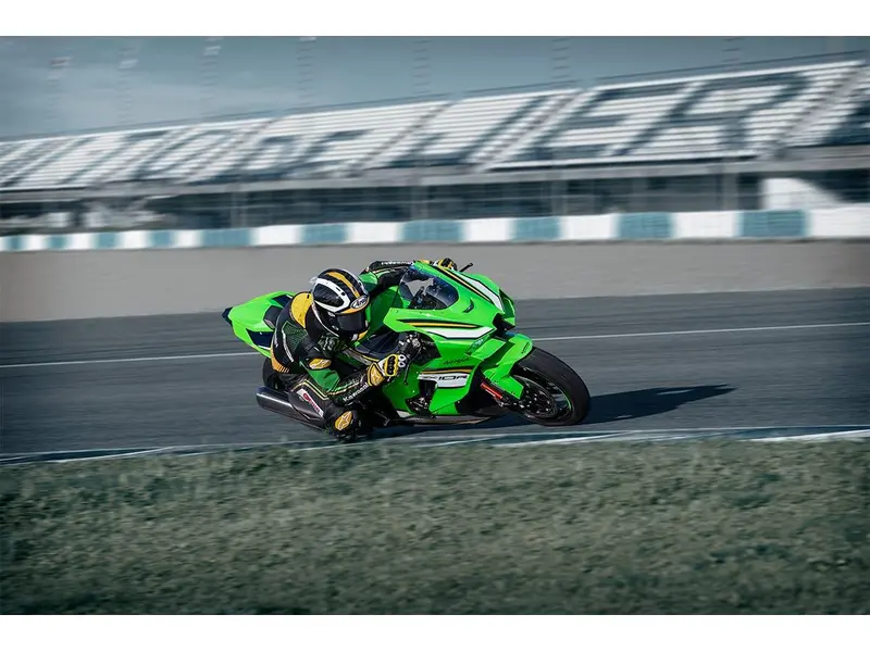 2025 Kawasaki ZX-10R KRT EDITION RESERVE PAR TELEPHONE