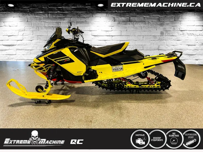 2021 SKIDOO RENEGADE XRS 850 IMPECCABLE!!