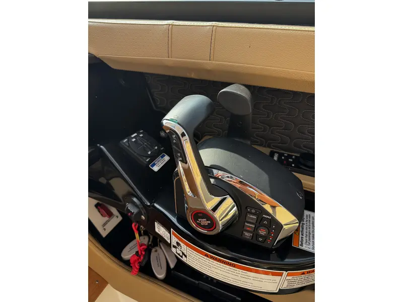 Sea Ray SLX 400 2022