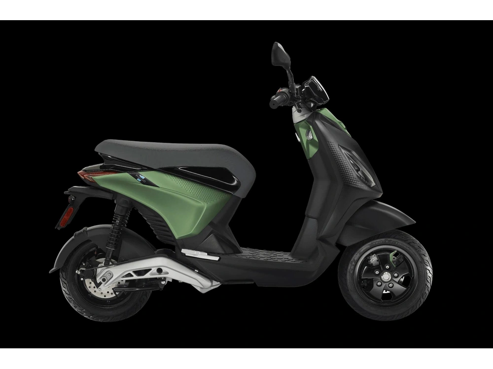 Piaggio 1 Active 2023 alt