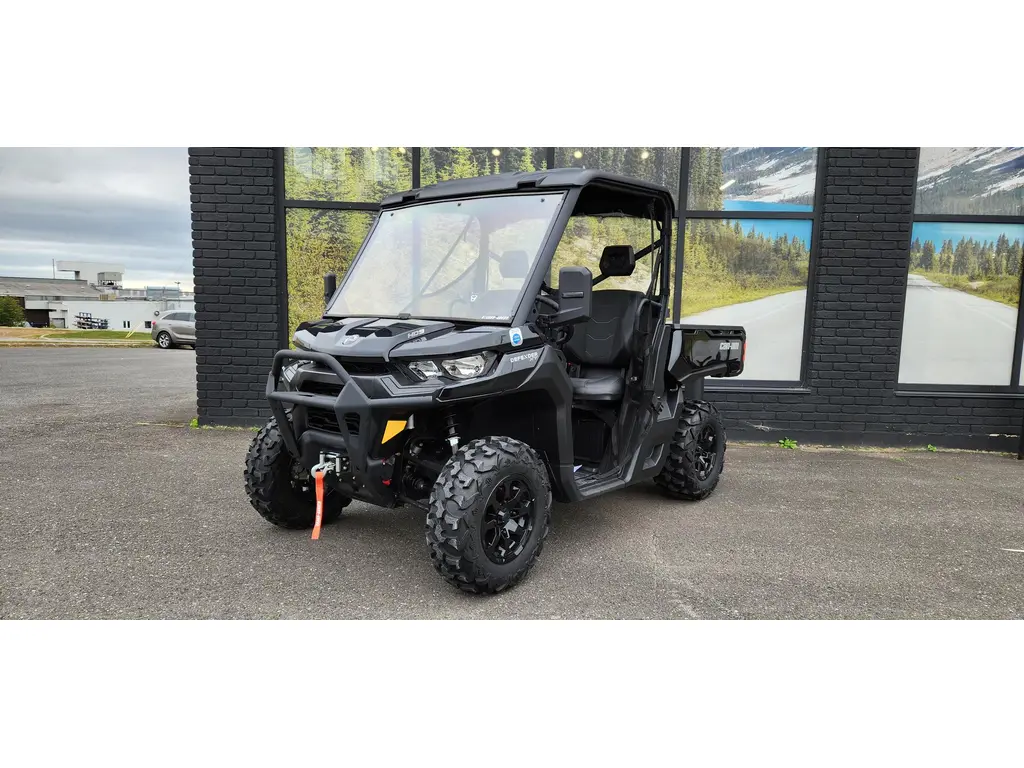 2023 Can-Am Defender Xt HD9