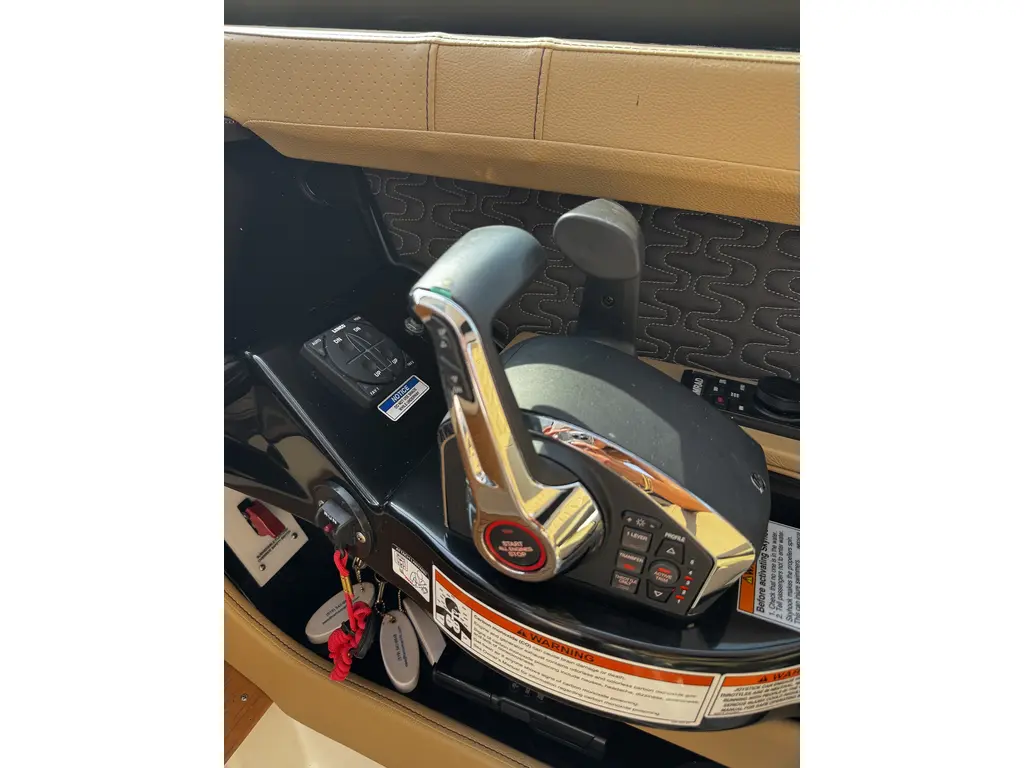 2022 Sea Ray SLX 400