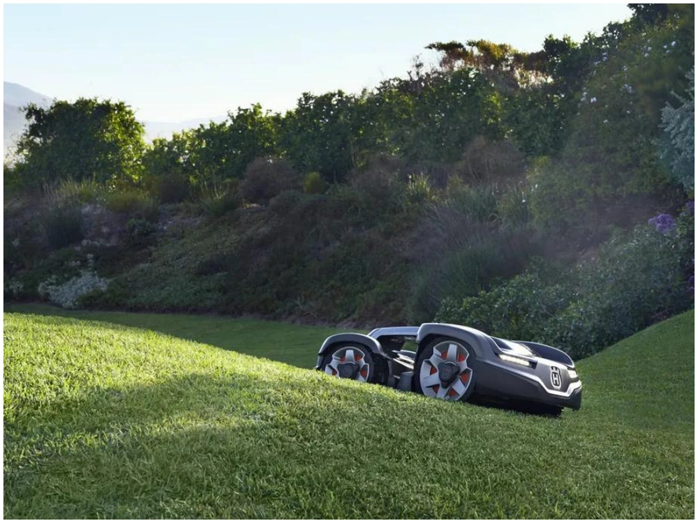 2022 Husqvarna Automower 435x Awd Big Savings !!! alt