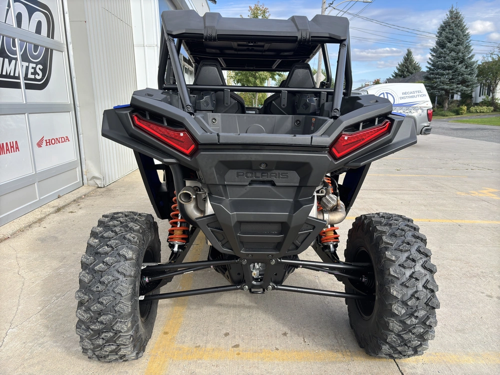 Polaris Rzr Xp 4 1000 Ultimate 2025 alt