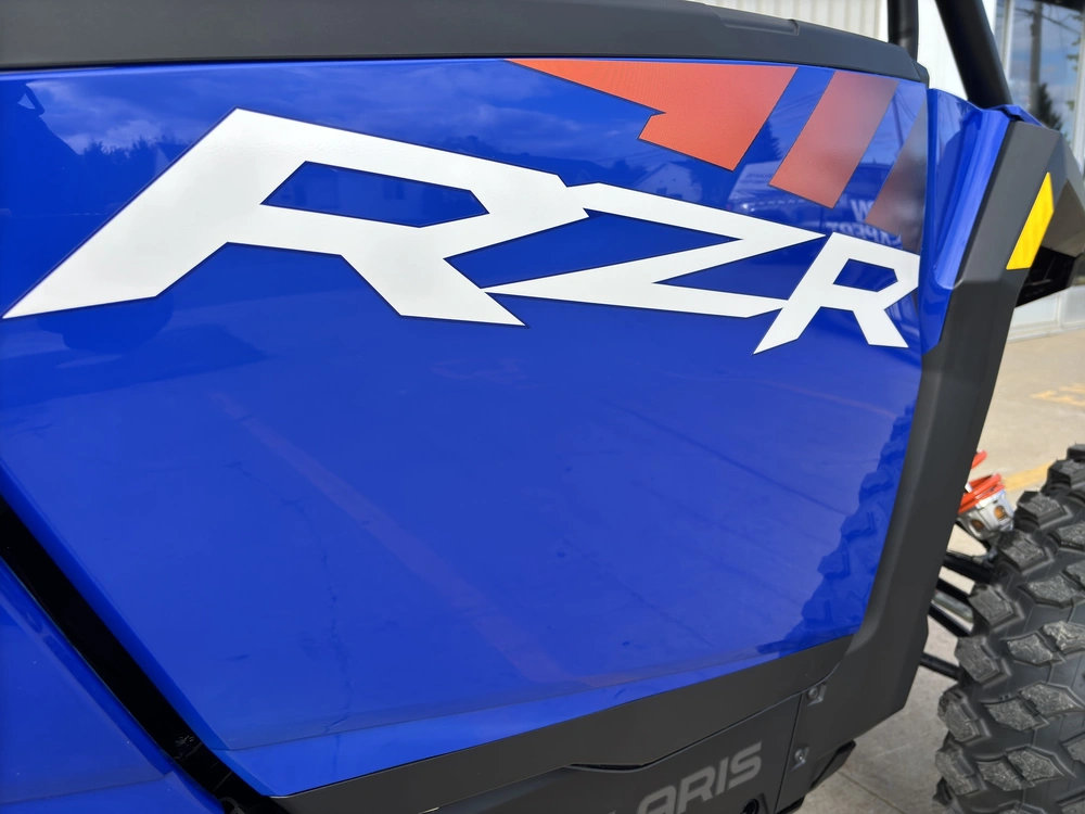 Polaris Rzr Xp 4 1000 Ultimate 2025 alt