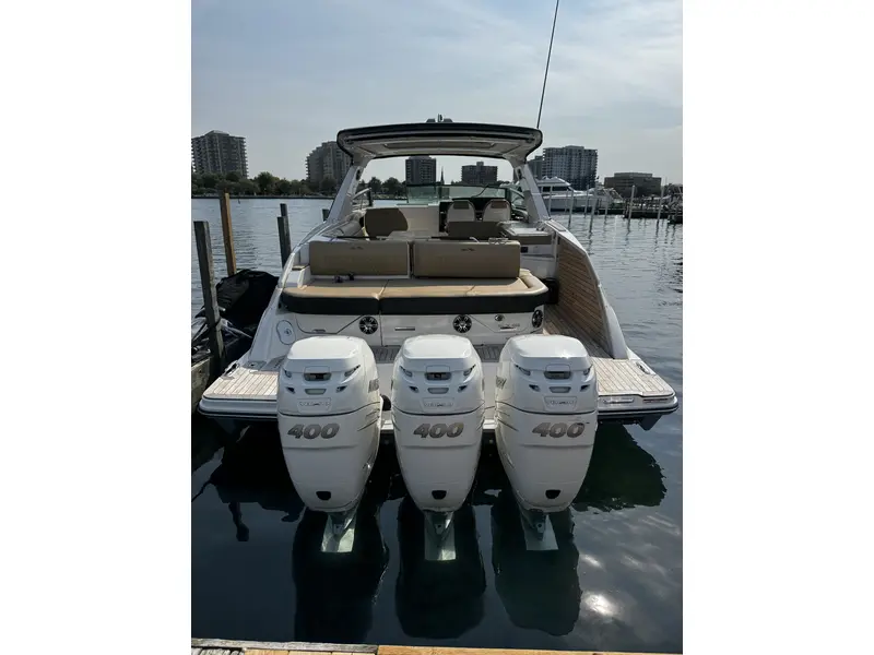 Sea Ray SLX 400 2022