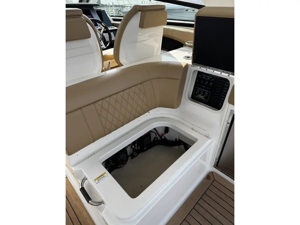 2022 Sea Ray SLX 400