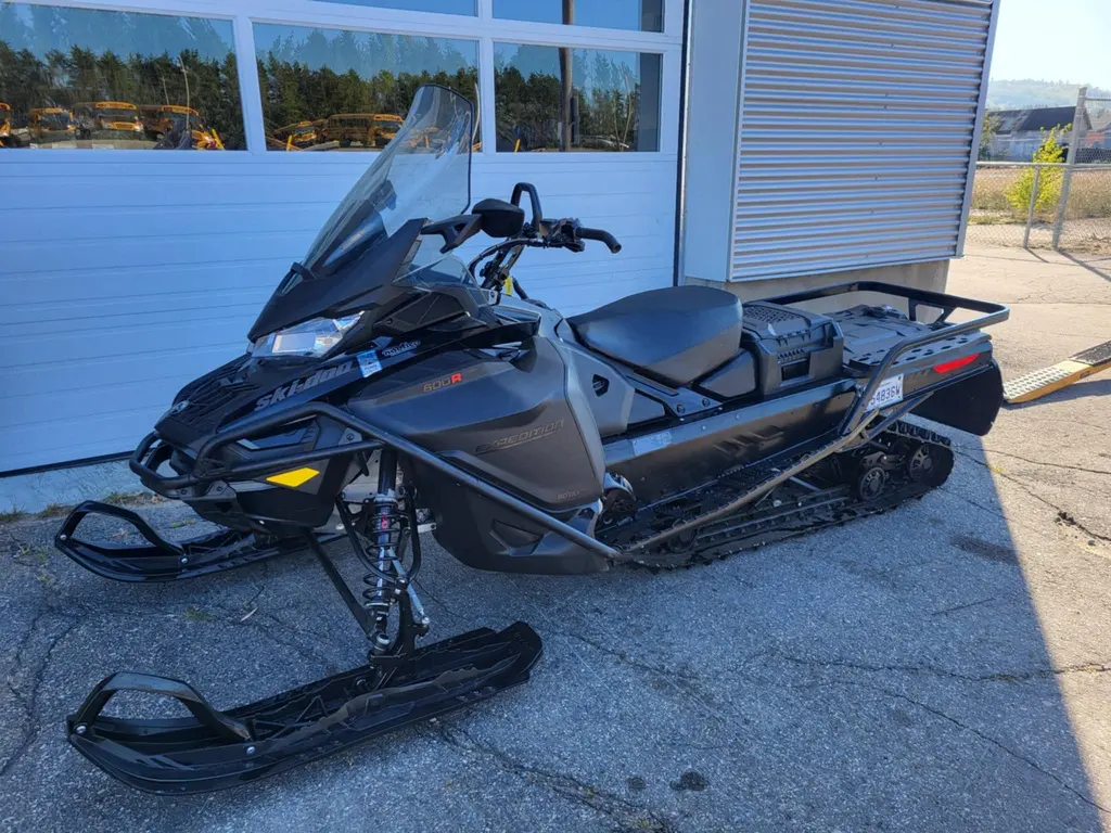 2024 Ski-Doo Expedition LE AMRA