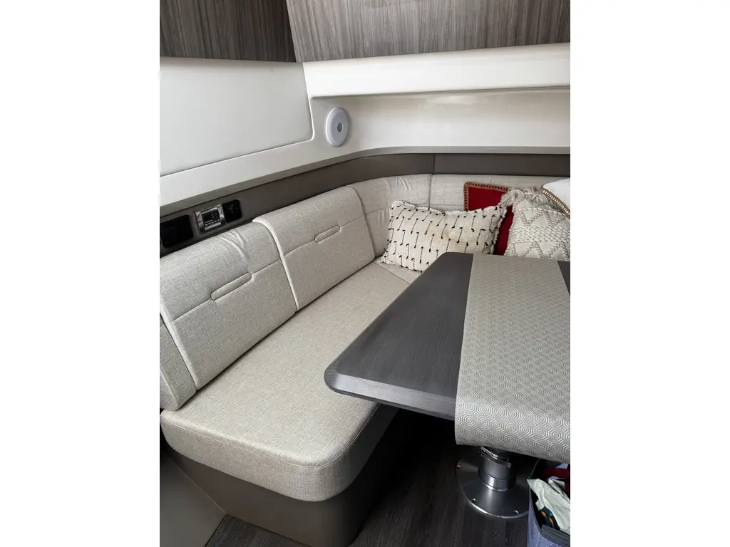 2022 Sea Ray SLX 400