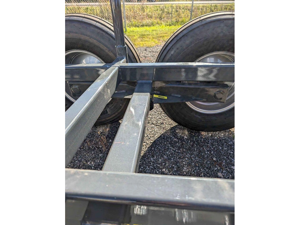 Metavic 13rf-m105 Remorque Forestier 2024 alt