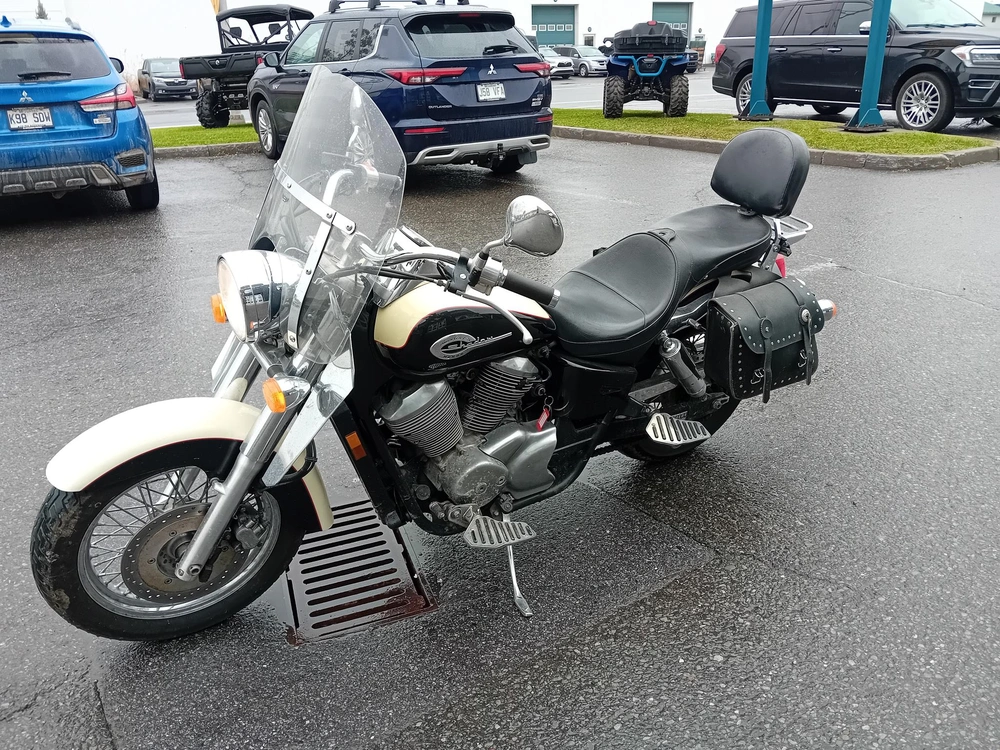 Honda Vt750 Shadow 2000 alt