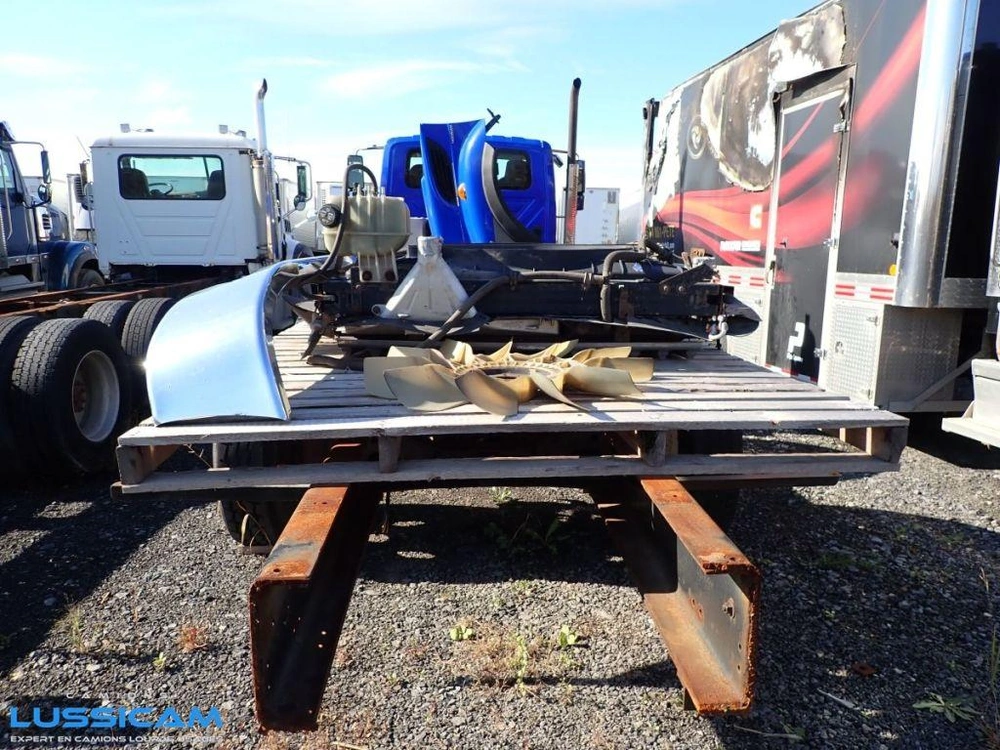 International 7500 2013