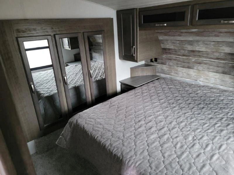 2022 Keystone Rv 32bhs alt