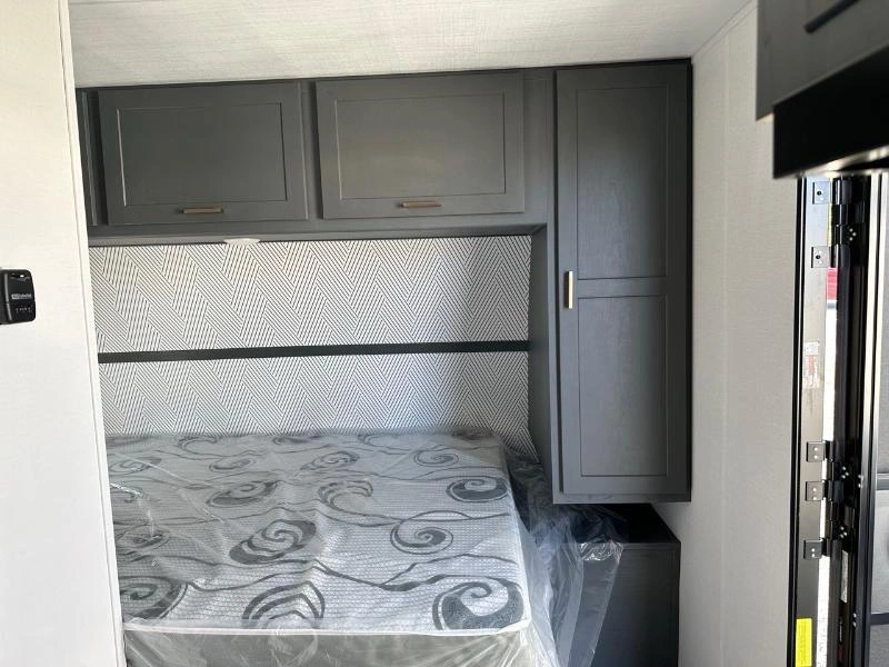 2024 Keystone Rv 1900rd alt