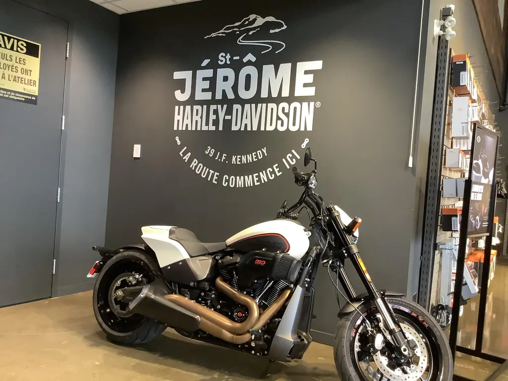 2019 Harley-Davidson softail FXDRS