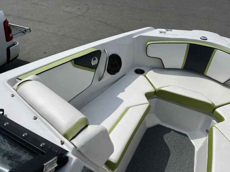Scarab 215 510hp 2015 alt