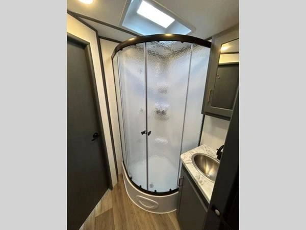 2023 Other Vendu alt