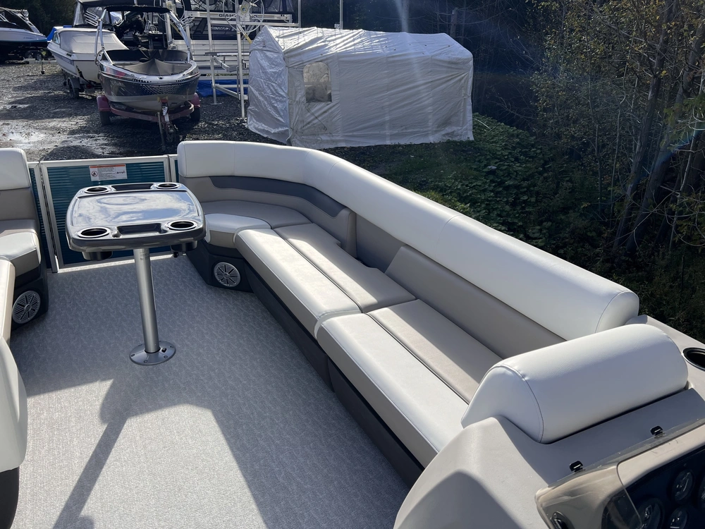 Princecraft Vectra 23 L 2025 alt