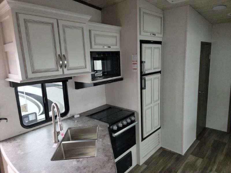 2022 Keystone Rv 32bhs alt