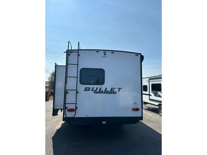 2024 Keystone Rv 2220ml alt