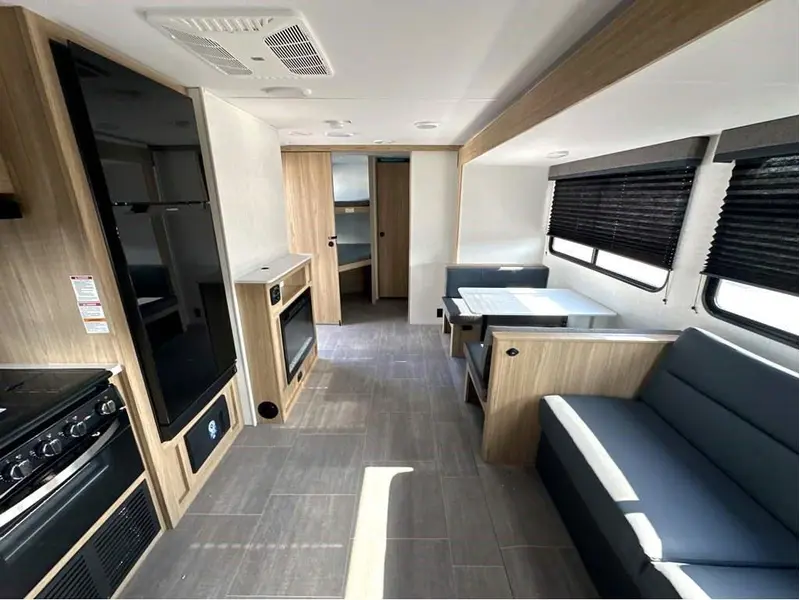 2025 Heartland Prowler 3211BH Deux salles de bain thumbnail 9
