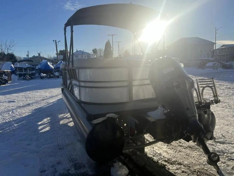 Sylvan Mirage 822 Lz 2024 alt