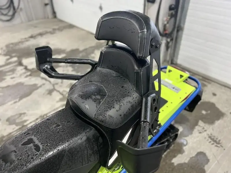 2020 Arctic Cat RIOT 8000 ES