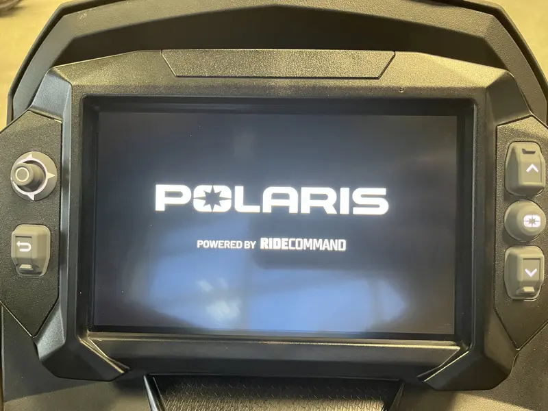 2025 Polaris PATRIOT 9R INDY XCR 136 AFFICHAGE GPS 7S