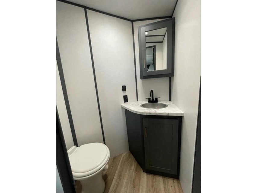 2023 Other Vendu alt