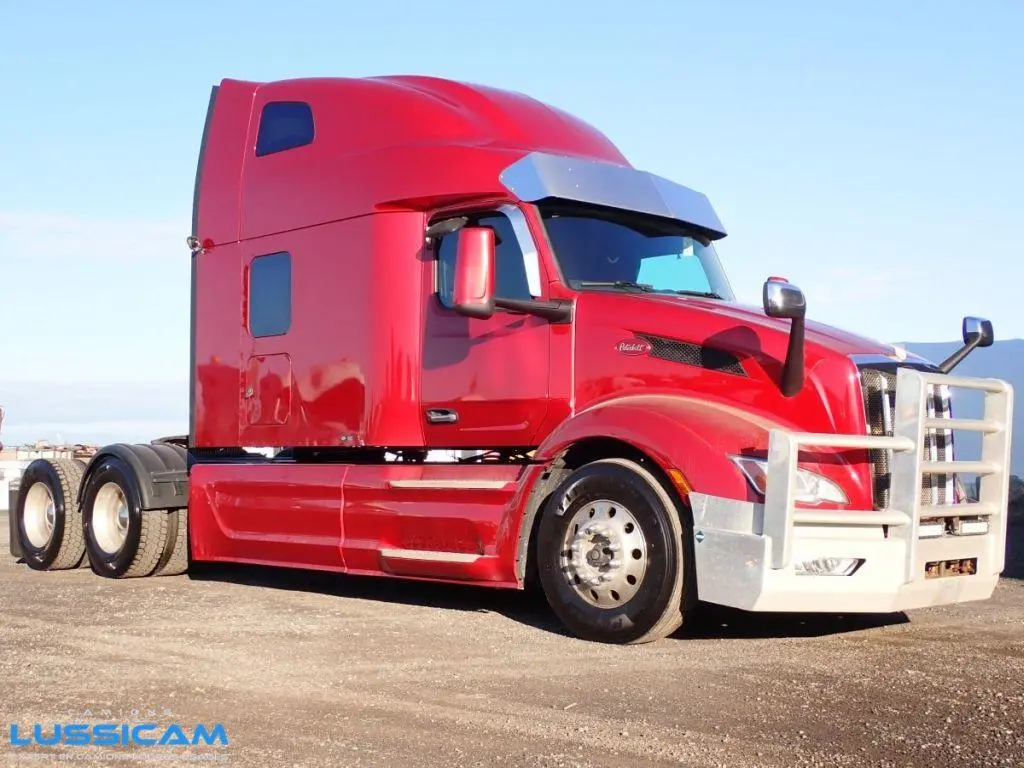 2022 Peterbilt 579