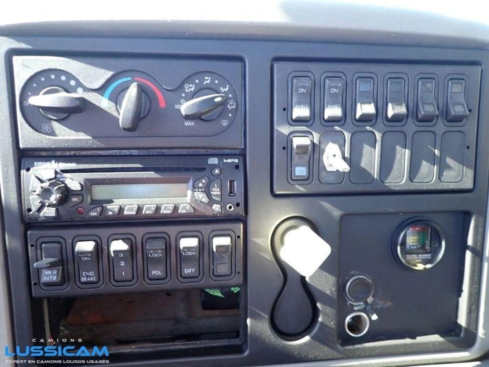International 7500 2013