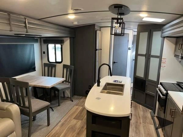 Autre Vendu 2023 alt