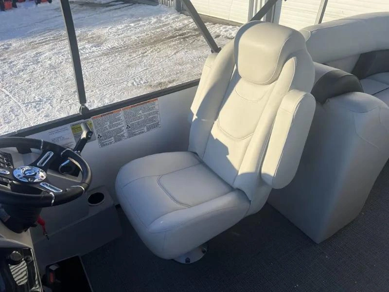 Sylvan Mirage 822 Lz 2024 alt