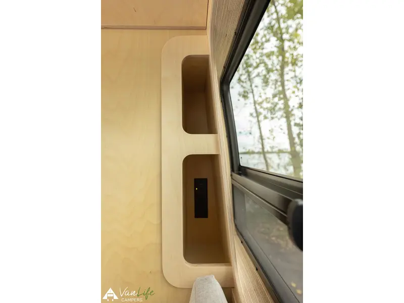2026 VanLife Campers LIV