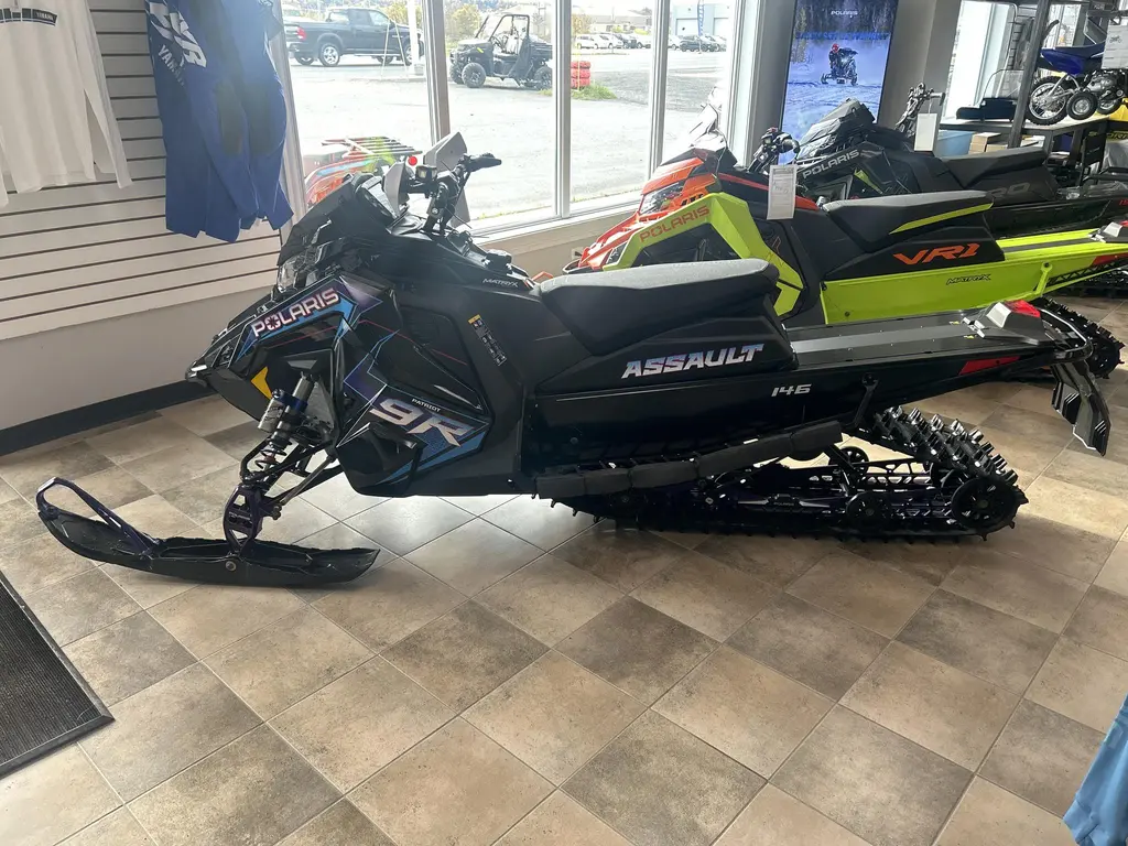 2025 Polaris PATRIOT 9R SWITCHBACK ASSAULT EDITION 70e ANNIVERSAIRE - S25TLC9BSM