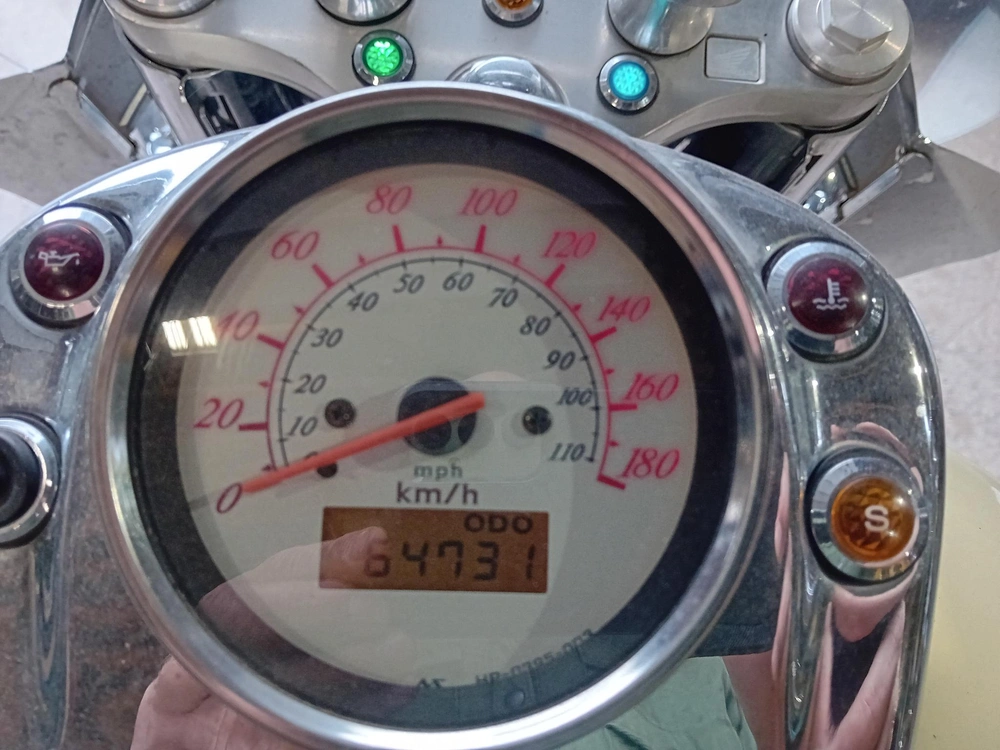 Honda Vt750 Shadow 2000 alt