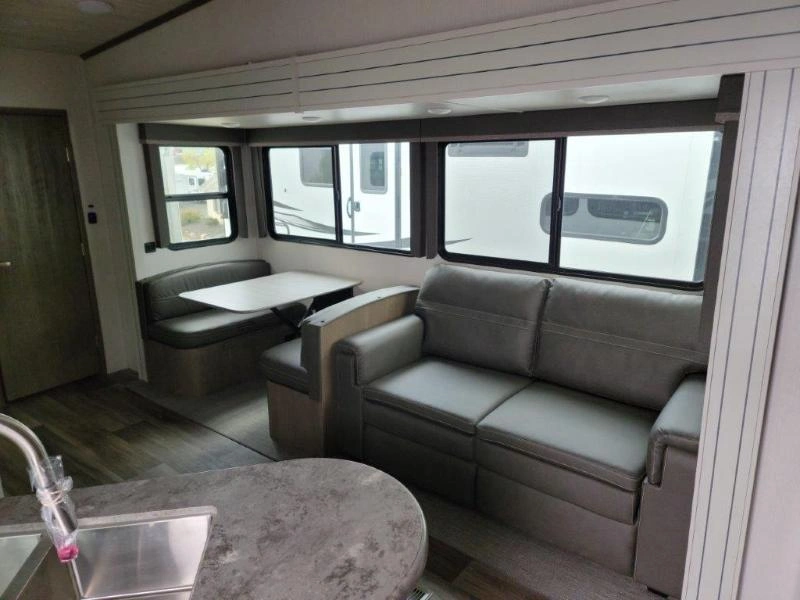 2022 Keystone Rv 32bhs alt