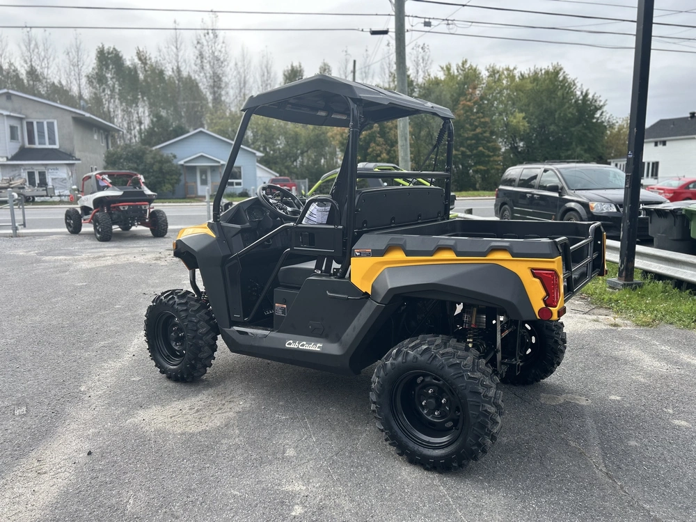 Cub Cadet Challenger M 550 2024 alt