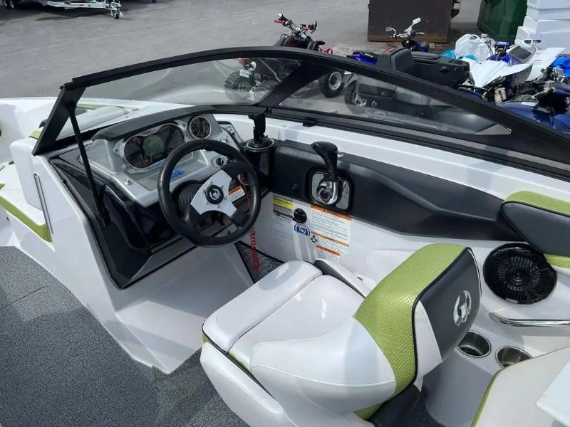 Scarab 215 510hp 2015 alt