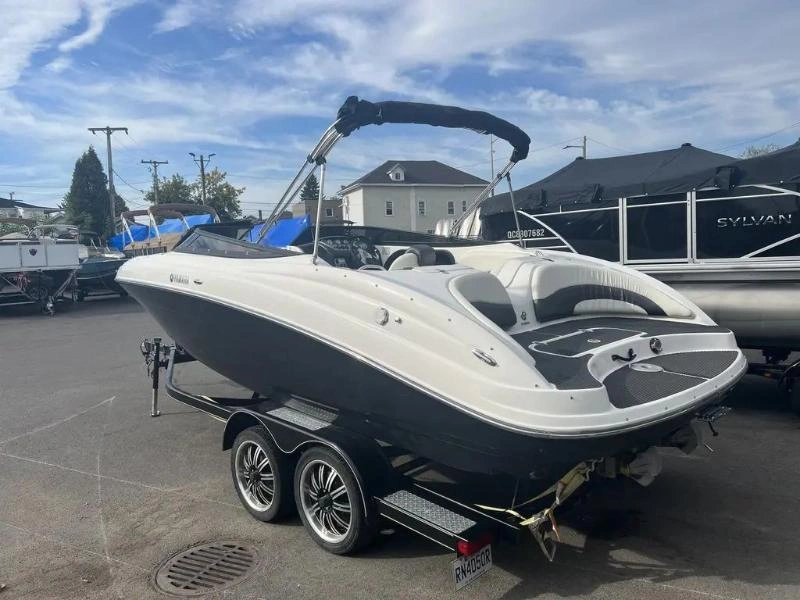 2009 Yamaha 212 Ss alt